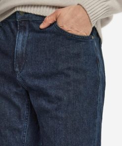 Taralawrence.shop01609f9517 4