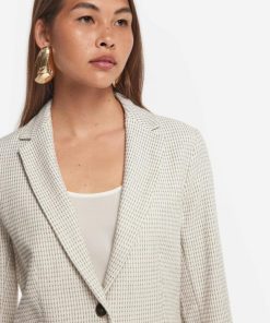 Taralawrence.shop032ebbf9f0 4