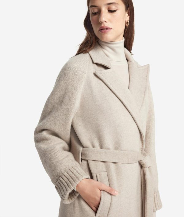 Taralawrence.shop049a723f16 4