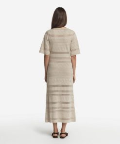 Taralawrence.shop04b2083e07 3