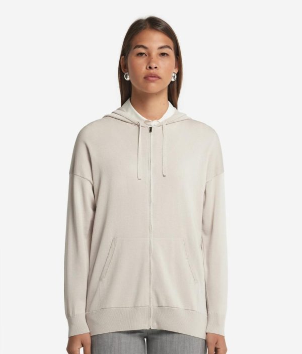 Taralawrence.shop053be4de24 2