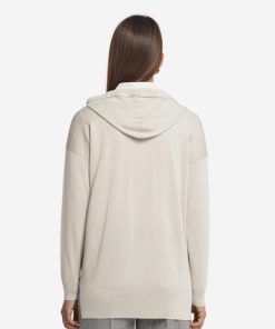 Taralawrence.shop053be4de24 3