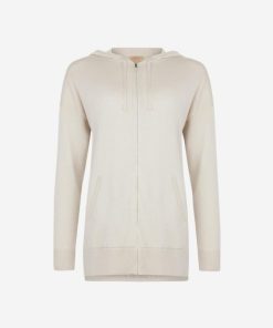 Taralawrence.shop053be4de24 5