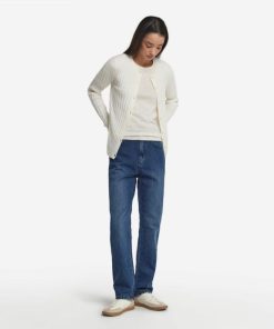 Taralawrence.shop054cdf6049 1