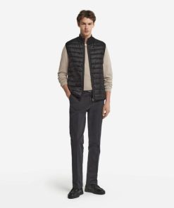 Taralawrence.shop061761bdad 1