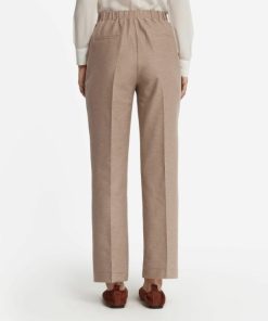 Taralawrence.shop07a5979077 3