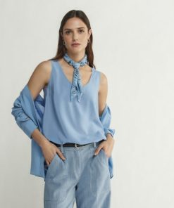 Taralawrence.shop09043e1592 1