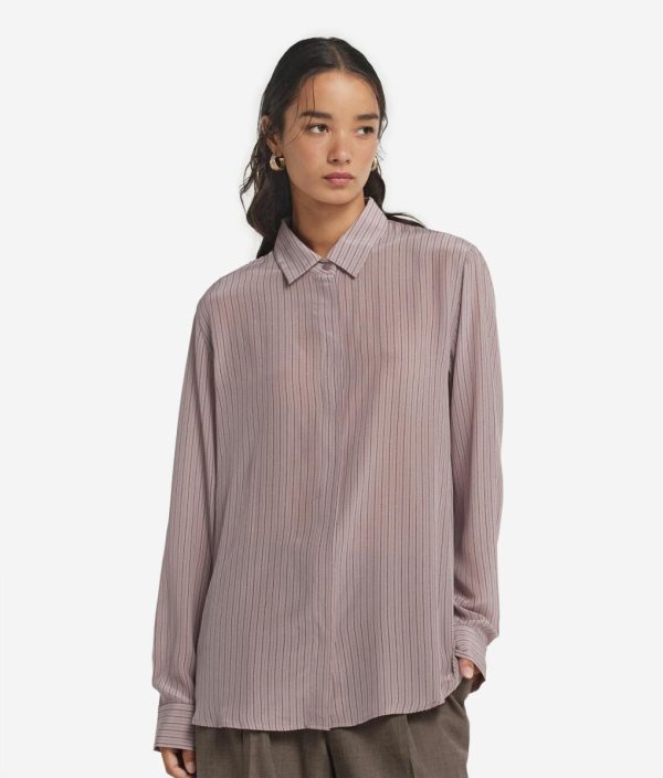 Taralawrence.shop0c68ba7074 2