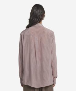 Taralawrence.shop0c68ba7074 3