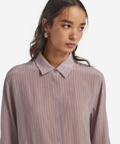 Taralawrence.shop0c68ba7074 4