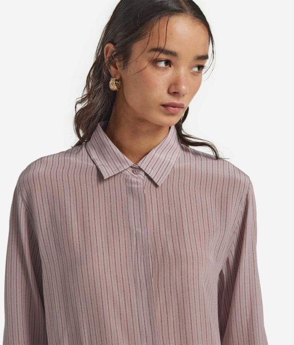 Taralawrence.shop0c68ba7074 4