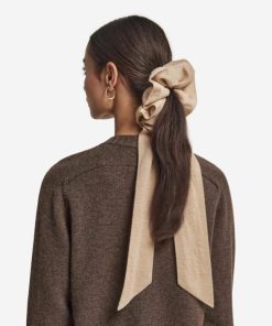 Taralawrence.shop0c6ead956c 1