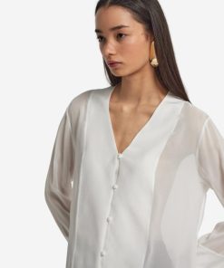 Taralawrence.shop0ca1ae68ff 4