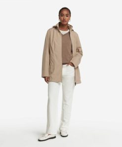 Taralawrence.shop0cec3b9393 1