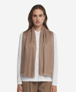 Taralawrence.shop0db0ab5258 2