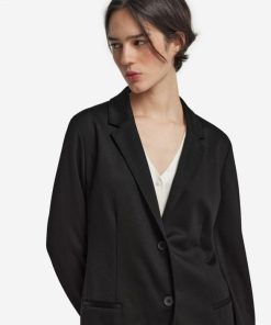 Taralawrence.shop0f11682b37 4