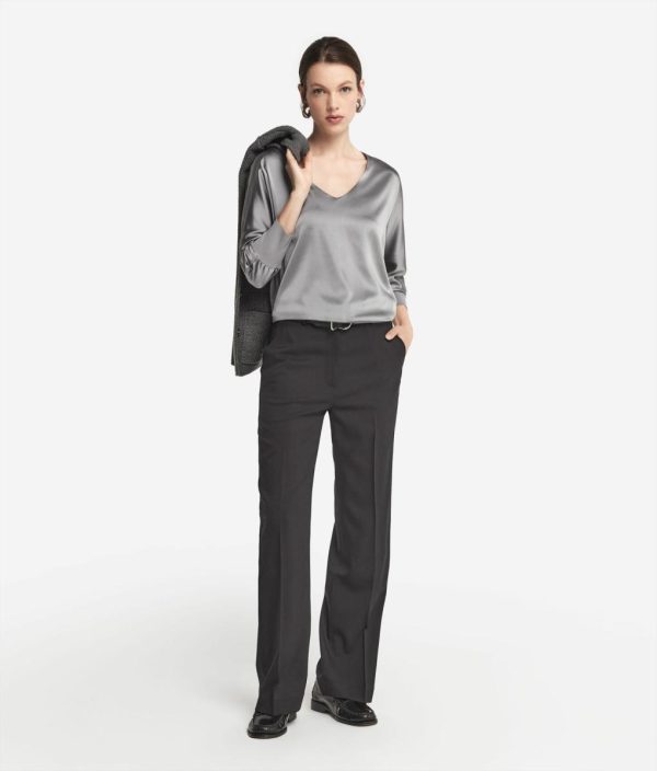 Taralawrence.shop10961b5b31 1