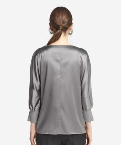 Taralawrence.shop10961b5b31 3