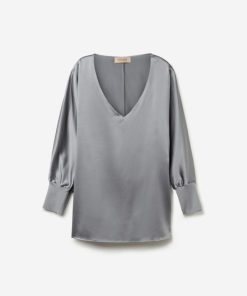 Taralawrence.shop10961b5b31 5