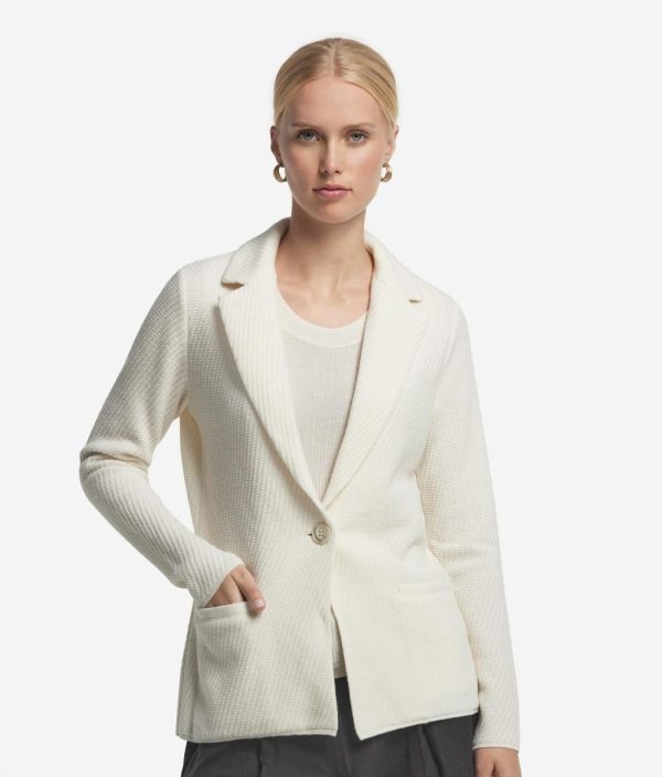 Taralawrence.shop11f9e34dc3 2