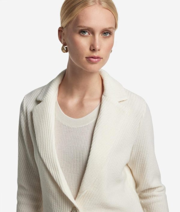 Taralawrence.shop11f9e34dc3 4