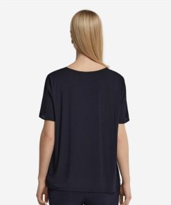 Taralawrence.shop14c0026d86 3