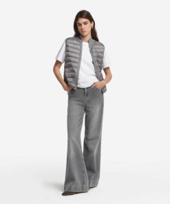 Taralawrence.shop156820b006 1