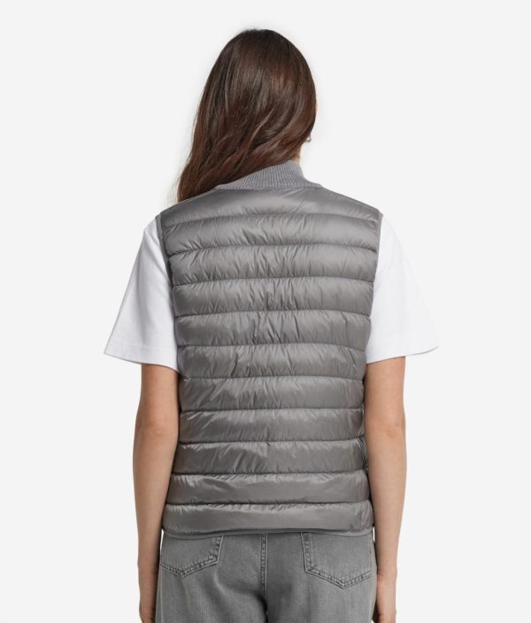 Taralawrence.shop156820b006 3