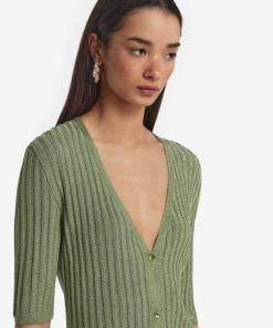 Taralawrence.shop19886da7c5 4