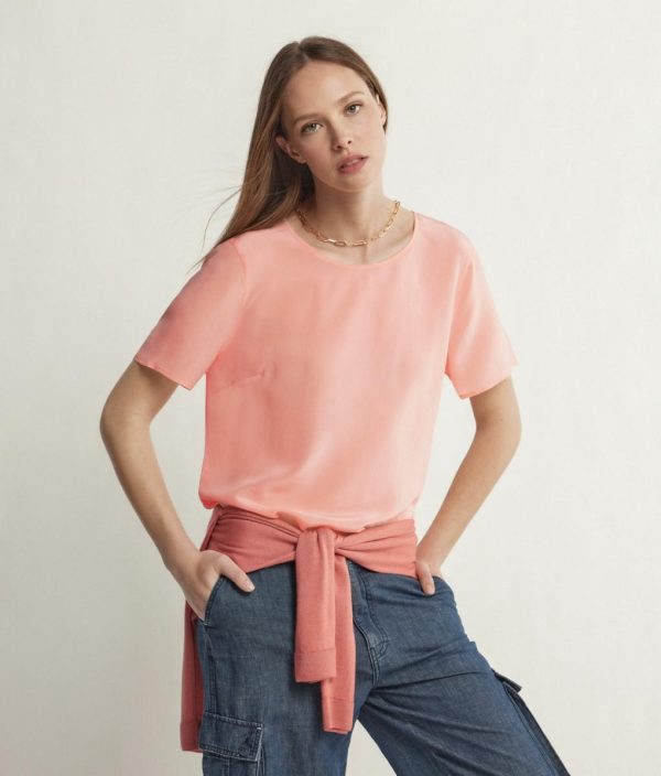 Taralawrence.shop19e43d075c 1