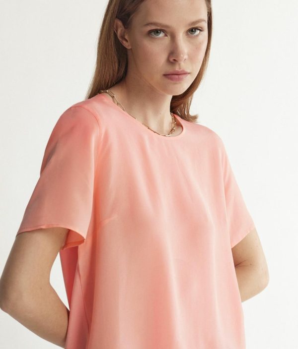 Taralawrence.shop19e43d075c 4