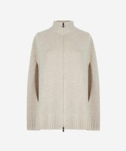 Taralawrence.shop1a06444784 5