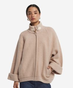 Taralawrence.shop2051bd192d 2