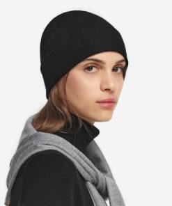 Taralawrence.shop205e3f534f 2