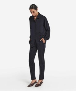 Taralawrence.shop20e4d82414 1