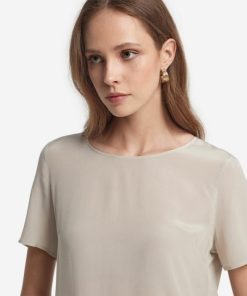 Taralawrence.shop25dbe22071 4