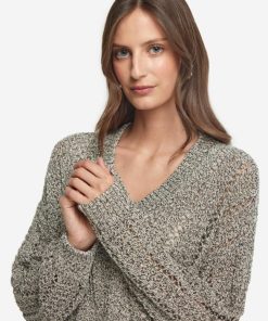 Taralawrence.shop26057a6cf5 4