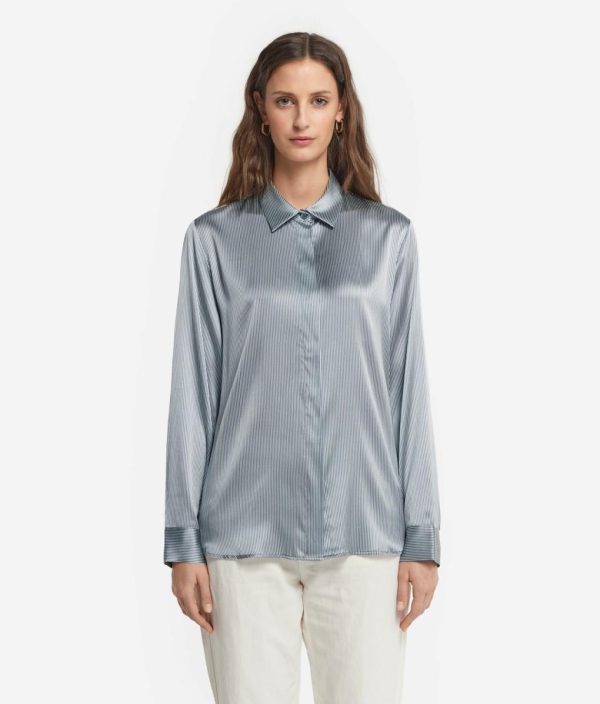 Taralawrence.shop26a61ff60d 2