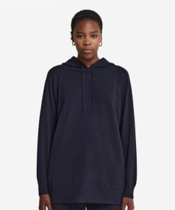 Taralawrence.shop28a72f40e2 2