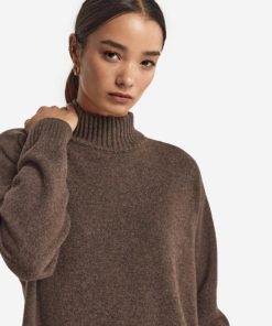 Taralawrence.shop2a20a45c62 4