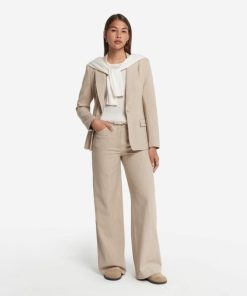 Taralawrence.shop2bbde5340b 1