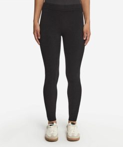 Taralawrence.shop2f62947f8d 2