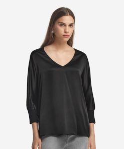 Taralawrence.shop319a04512a 2