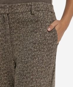 Taralawrence.shop322750b137 4