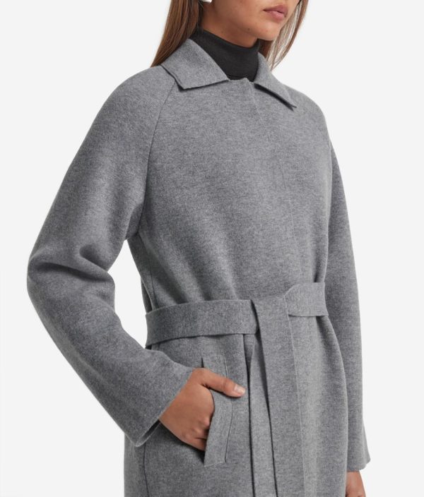 Taralawrence.shop3501070f49 4