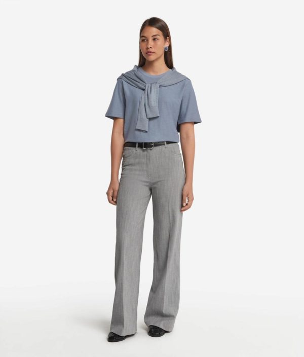 Taralawrence.shop35c3aad46f 1