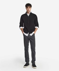 Taralawrence.shop35ca8df4b5 1