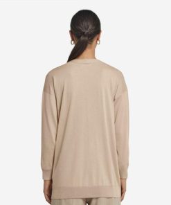 Taralawrence.shop37864a4b7d 3