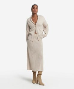 Taralawrence.shop38fdf2ec56 1