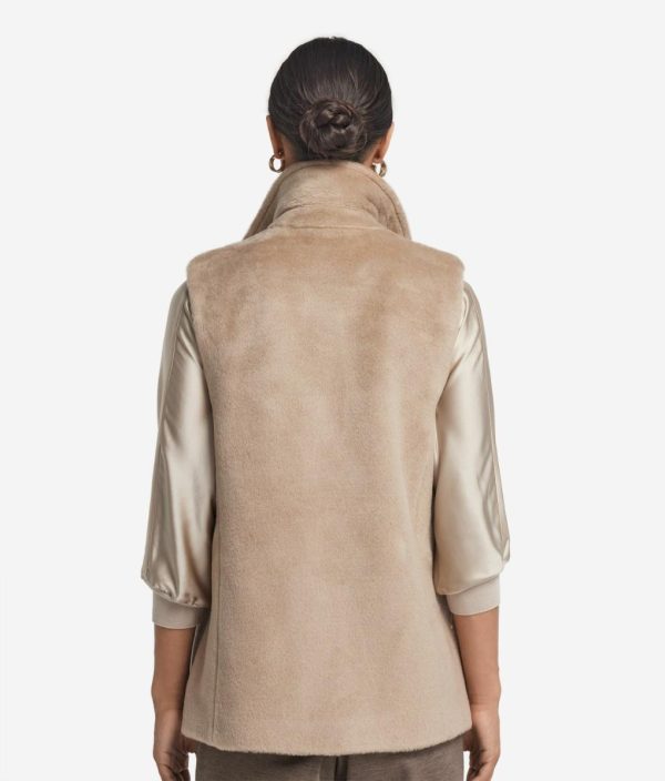 Taralawrence.shop3aacb56095 3